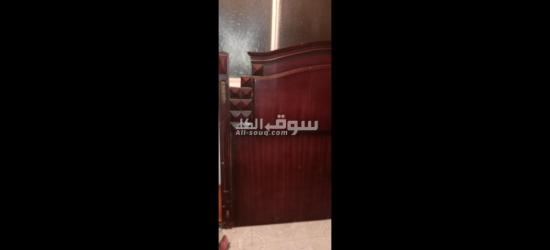 بيع سرير عرض١٦٠ بالمرتبة والملة الخشب - 3