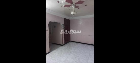 شقه للبيع بمنطقه راقيه جدا وبطل علي البحر والسعر مغري جدا - 4