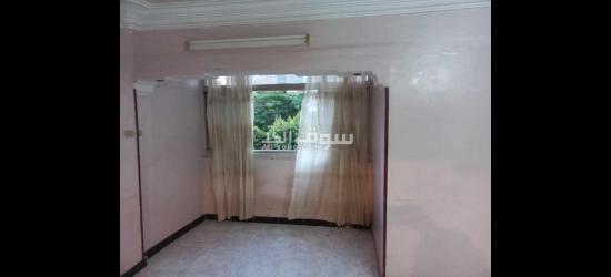 شقه للبيع بمنطقه راقيه جدا وبطل علي البحر والسعر مغري جدا - 9