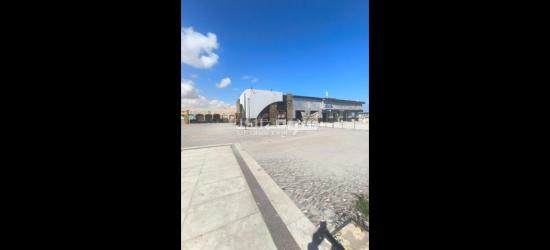 محل للبيع بمارينا 4 - 6