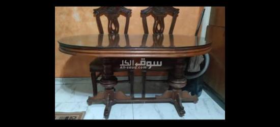 المساحات الصغيره سفرة مستعمله خشب زان بحاله ممتازه تقيله ١٥٠ × ٨٠ مع زجاج ٦ ملي اربع كراسي - 2