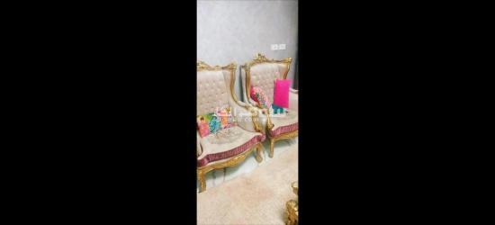 صالون مدهب زان اربع كراسي وكنبه ممتاز جدا استعمال شهرين فقط - 2