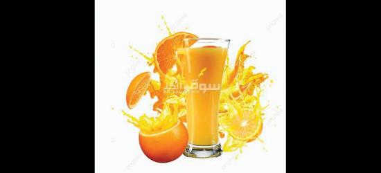 عمال انتاج بمصنع عصير