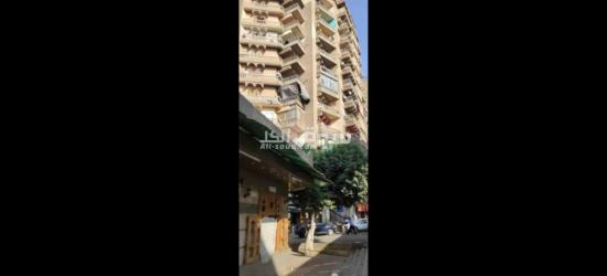 بعماره البرج شارع احمد سعيد الرئيسي العباسيه في وسط القاهرة