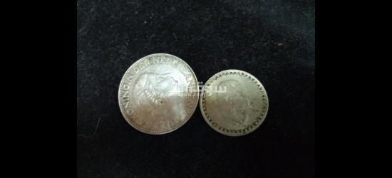 عملات قديمه