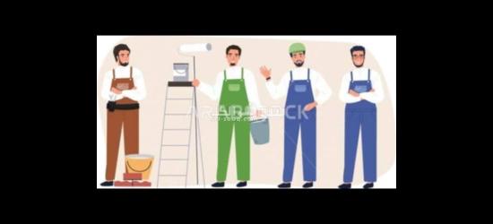 عمال مصنع بنزينه